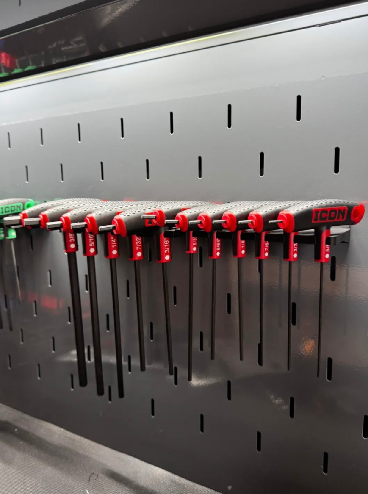 ICON T-Handle Wrench Holder (US General Hutch Slat-Style Compatible)