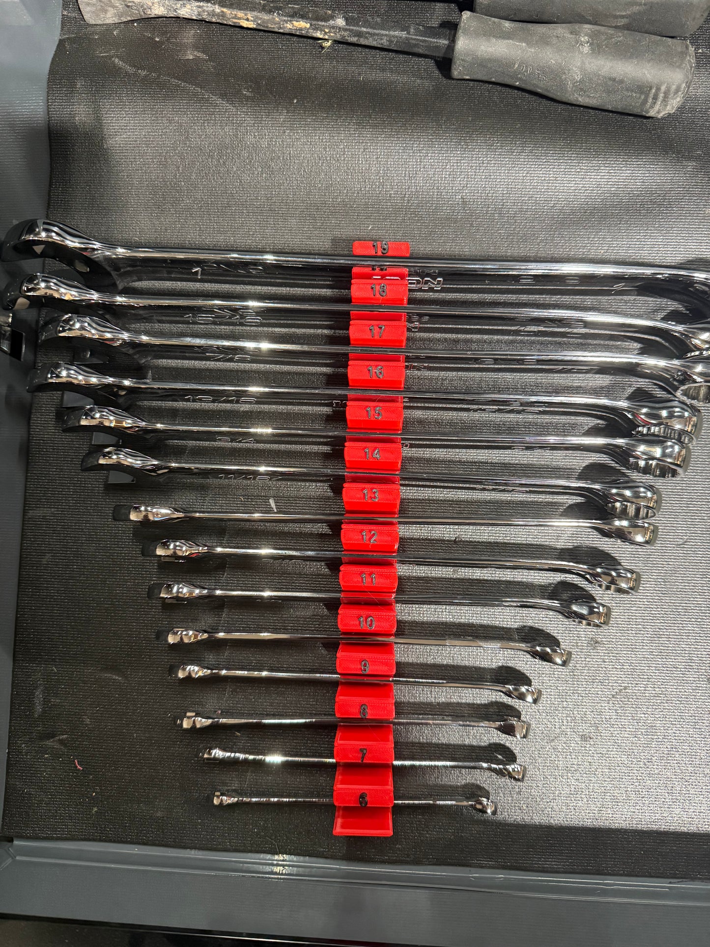 ICON Magnetic 14-Piece Metric Wrench Organizer